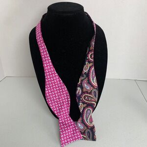 Saddlebred 100% Silk Pink/Navy Paisley Reversible Bowtie
